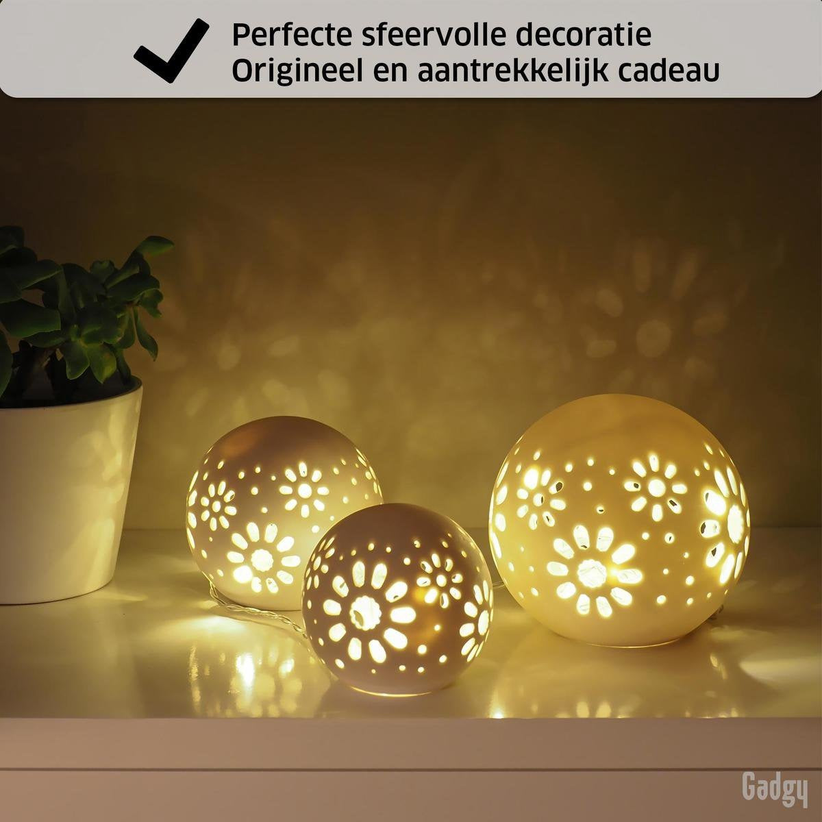 Gadgy Lampe boule en céramique avec guirlande lumineuse - 3 pcs : Ø 8/10/12 cm - Lampe de table à piles - Eclairage d'ambiance