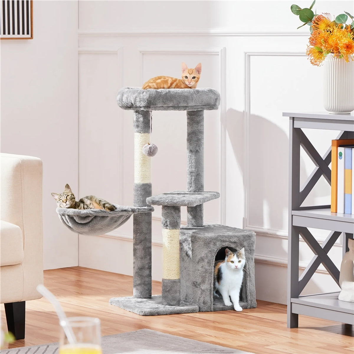 Yaheetech : Arbre à chat compact à 3 niveaux, 49,5 x 34,5 x 86,5 cm – Joli gris clair – Sisal et peluche