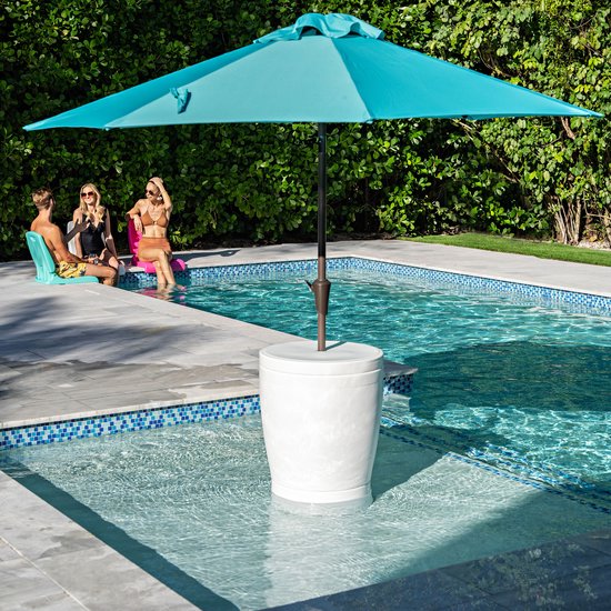 Step2 Vero Table de piscine blanche – Table de piscine avec compartiment réfrigérant de 34 l – Table pour terrasse ensoleillée – Avec emplacement pour parasol et système d'évacuation – Convient pour la piscine ou la terrasse – Jusqu'à 50 kg