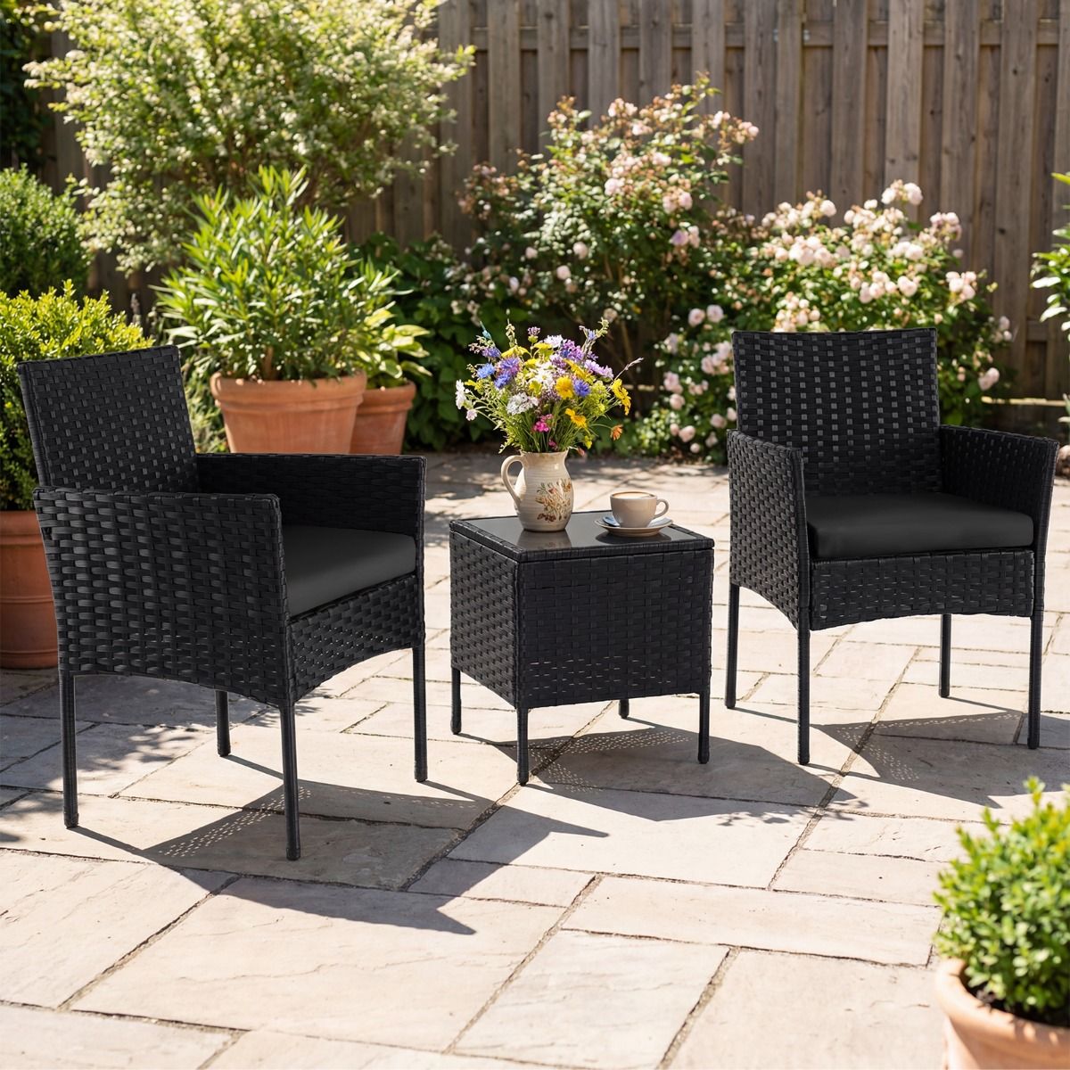 Ensemble de jardin Coast 3 pièces - 2 chaises et une table de jardin - rotin tressé à la main - noir