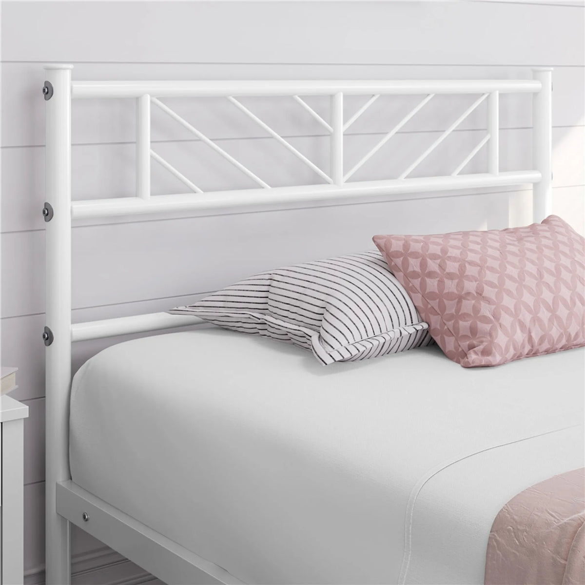 Cadre de lit en métal Yaheetech 90 x 190 cm - 196,5 x 96 x 88,5 cm - Blanc - Hauteur : 32 cm - Avec tête de lit