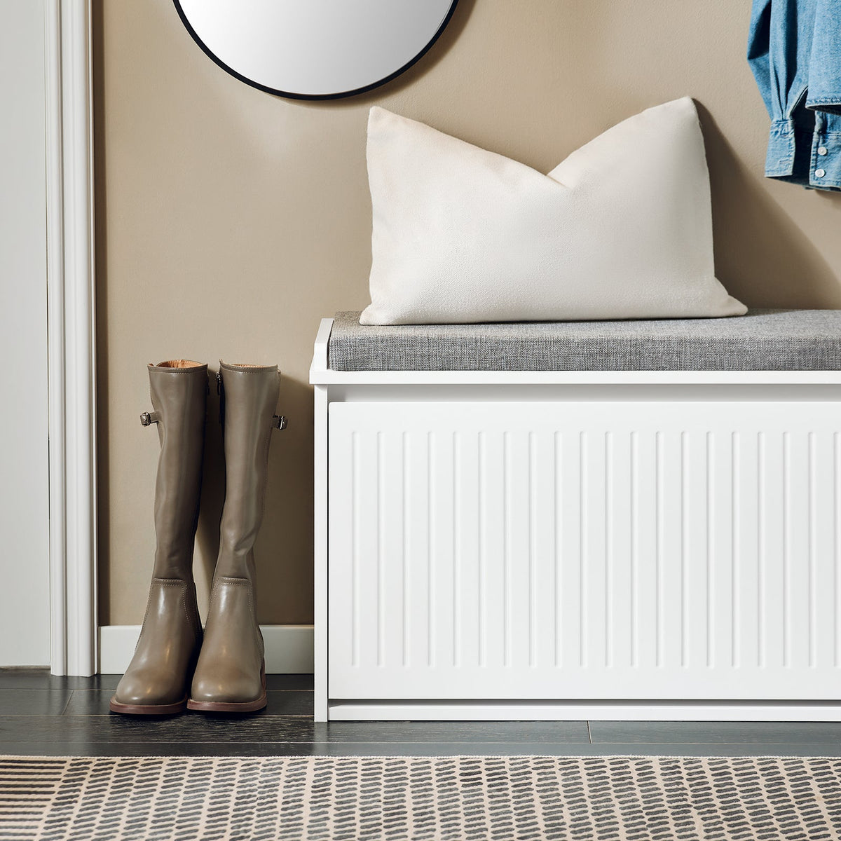 SoBuy Meuble à chaussures avec assise et abattant - blanc - 80x45x26 cm - Meuble à chaussures moderne en MDF