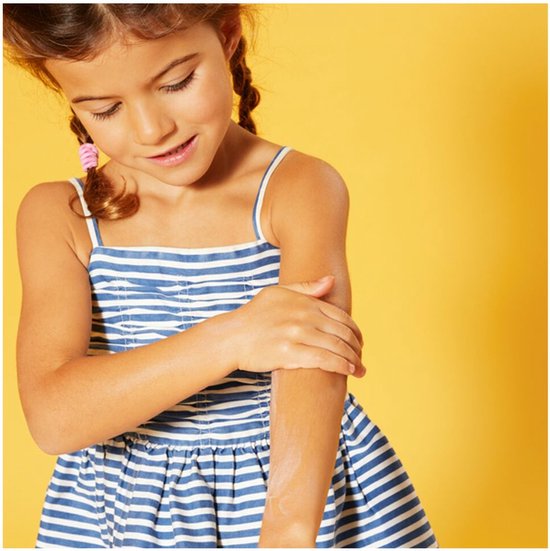 NIVEA SUN Babies & Kids Sensitive UV Sun Protection Spray - Bébé et enfant - SPF 50 - Spray solaire - Protection solaire - 200ml