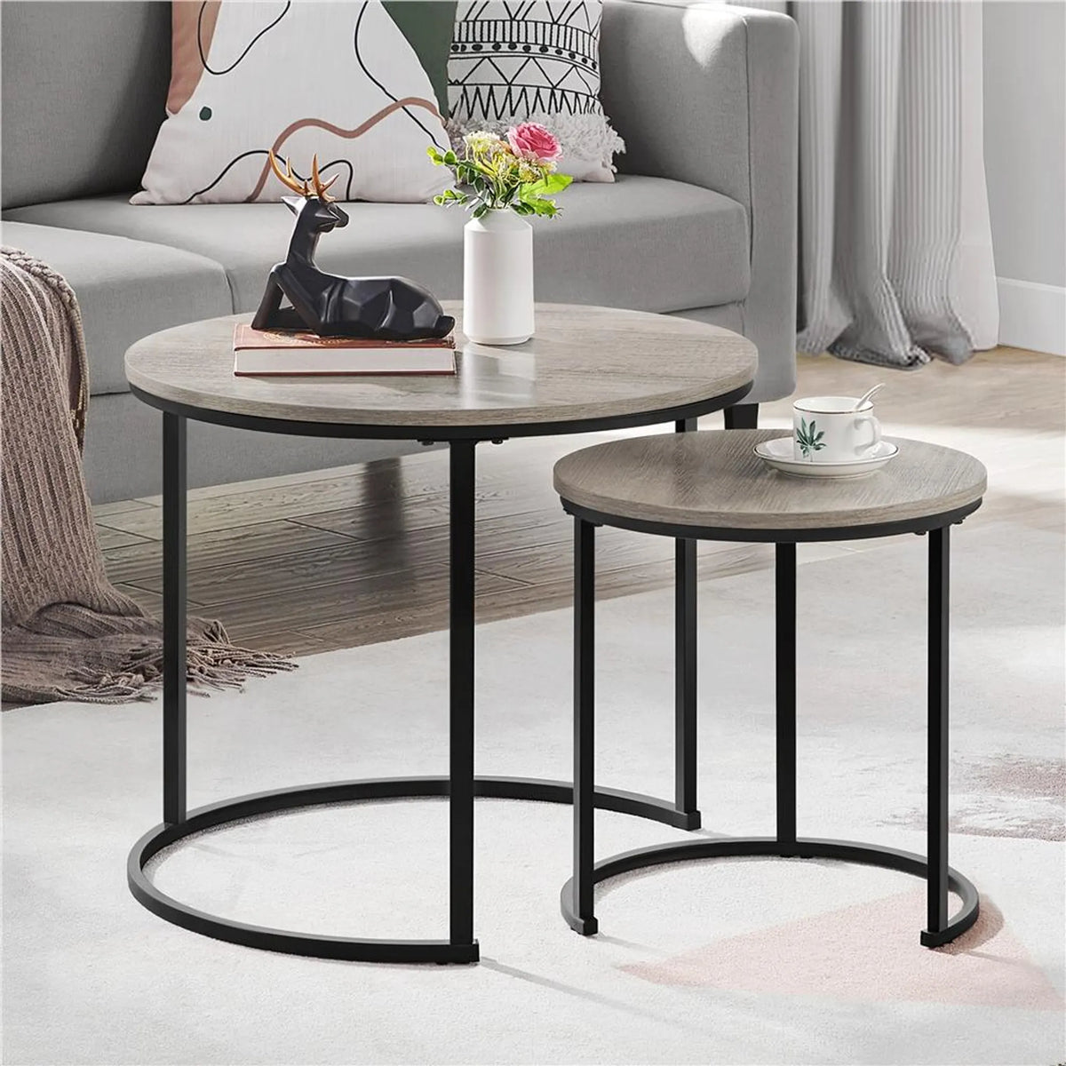 Lot de 2 tables d'appoint rondes Yaheetech – Dotées d'un système emboîtable, d'un plateau hydrofuge et d'un piètement en métal – Pour le salon et la chambre – MDF gris – 60 x 60 x 50,5 cm
