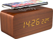Gadgy Digitale Wekker met Draadloze Oplader - Houten Wekker met Eco Stand - Alarmklok met Temperatuur Datum en Tijd - Cadeau voor Vrouw en Man