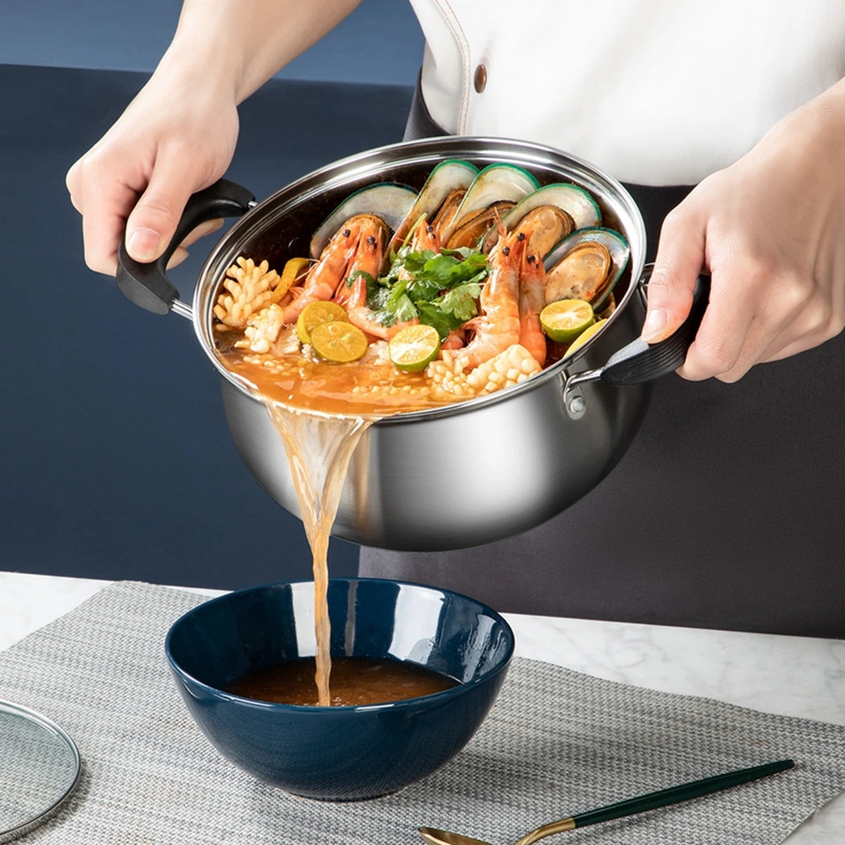 Casserole et faitout Cooker King – 20 cm – Sans revêtement antiadhésif – Compatible avec l'induction et le gaz