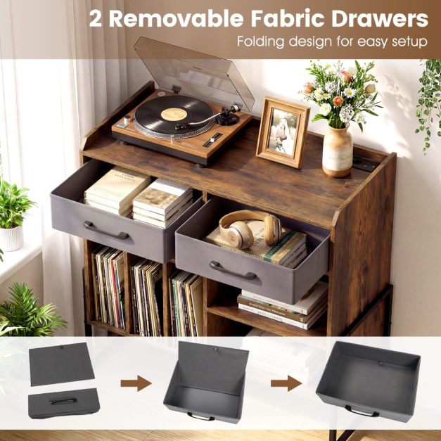 Étagère à disques Coast avec prise électrique, port USB et port Type-C – Table pour platine vinyle avec 3 compartiments à vinyles, 2 tiroirs en tissu et des étagères réglables – 76 × 35,5 × 68,5 cm – Marron