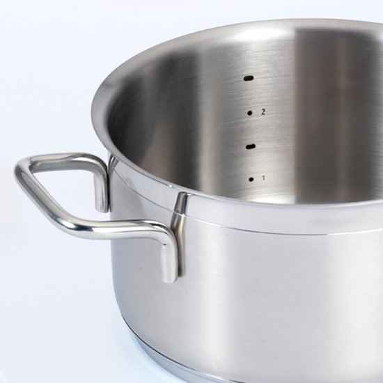 Marmite à soupe à induction BK Gastronome en acier inoxydable 24 cm - 6 L - Casserole à induction - Résistante au four jusqu'à 230 °C - Lavable au lave-vaisselle - Avec couvercle en acier inoxydable - Graduation - Sans revêtement antiadhésif