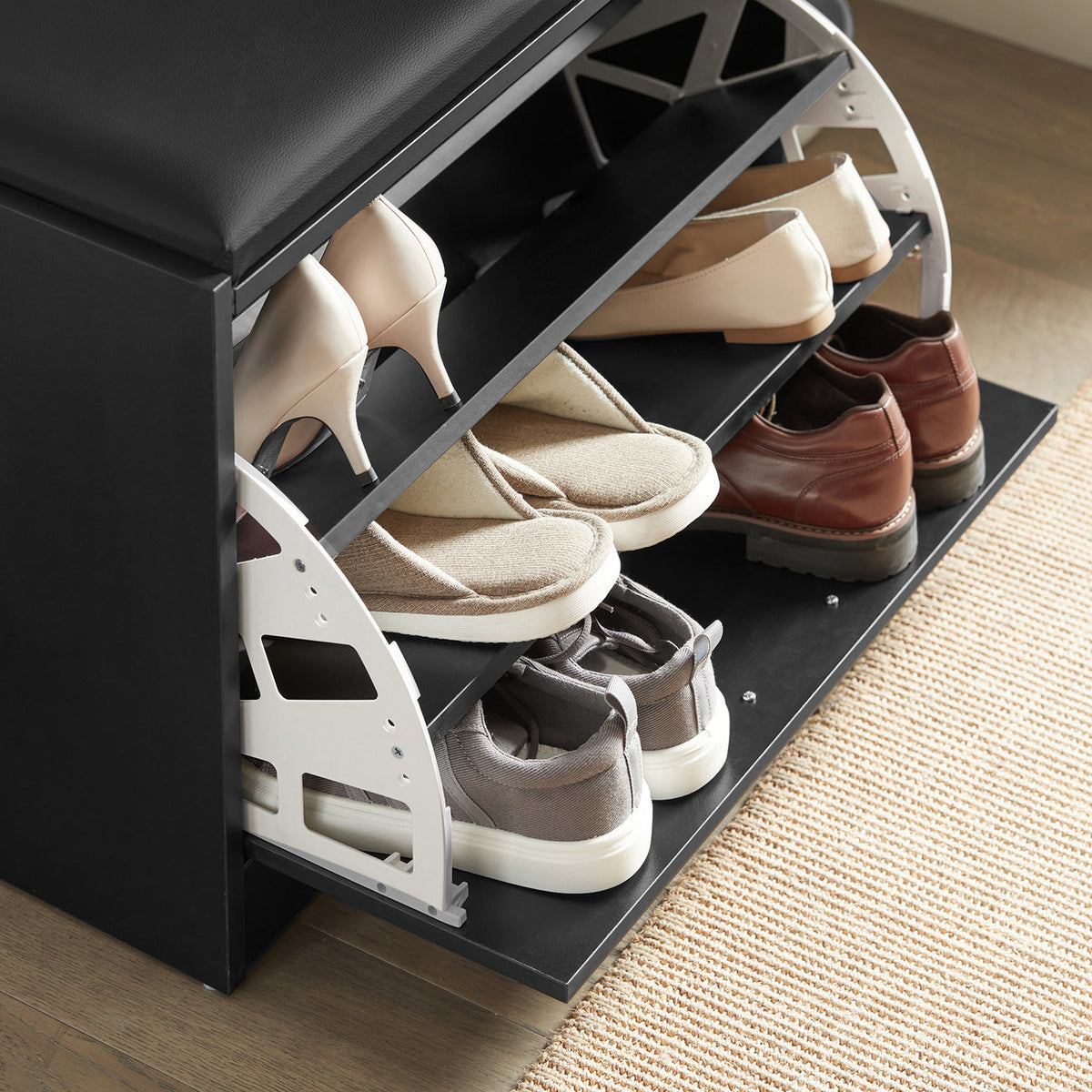 SoBuy FSR16-SCH Banc à chaussures avec siège - 1 abattant - 60 x 30 x 47 cm - Noir