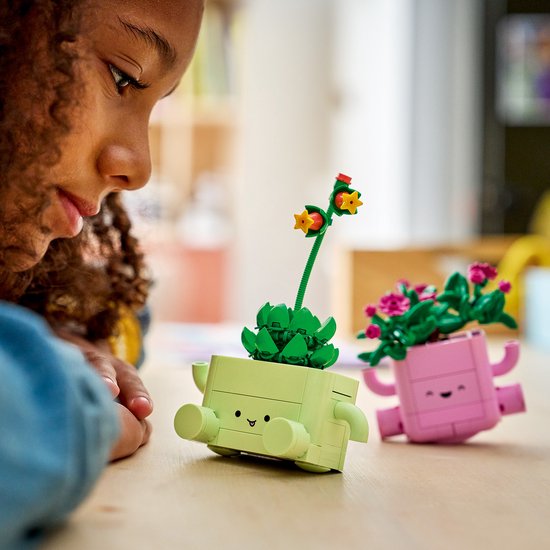 LEGO Botanicals - Kit de construction « Petites plantes et fleurs qui se balancent » pour enfants - 11506